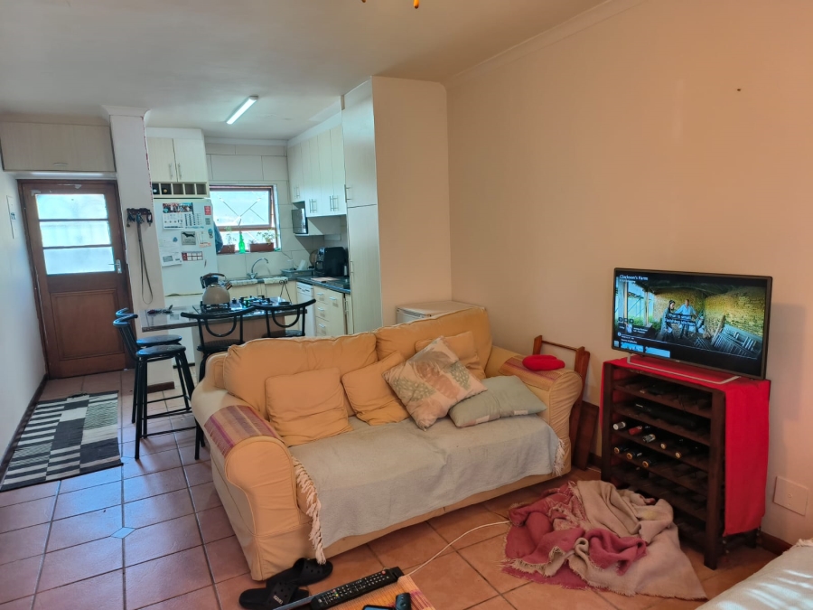 To Let 2 Bedroom Property for Rent in Table View Western Cape